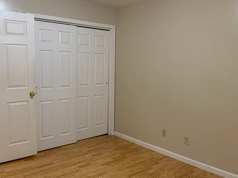 151 Cove Dr #4 — Photo 7