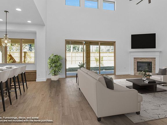 3rd image of 26914 Holtridge Ct