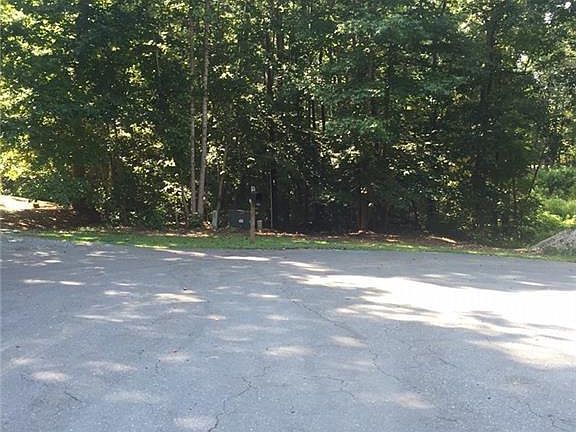 3rd image of 4722 Linda Kay Dr #13