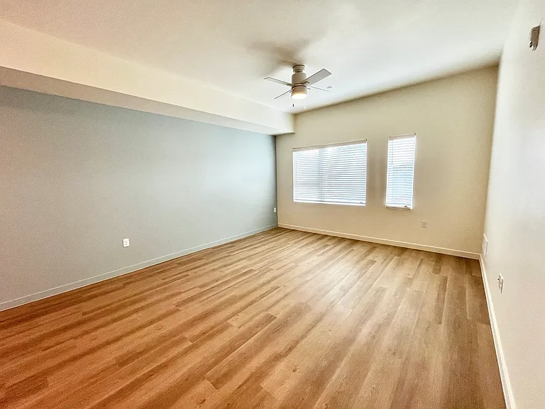 Belvedere Terrace — Photo 74
