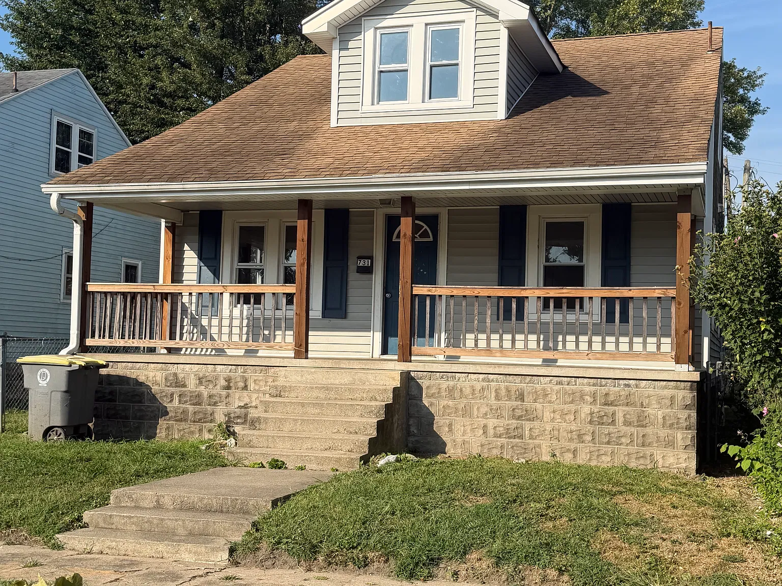 3 bed, 2288 sqft, $1,900 — Photo 1