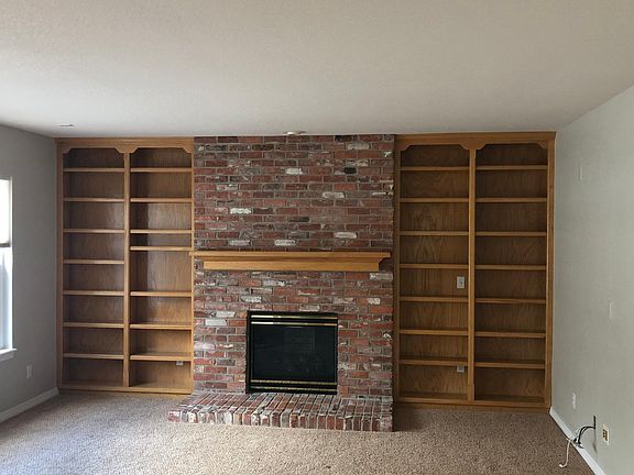 5th image of 808 Napa Valley Dr
