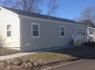 49640 Linden St, Plymouth, MI 48170