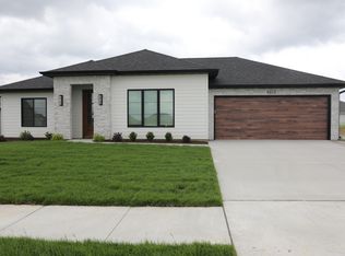 4613 Chambers Bay Dr, Columbia, MO 65201