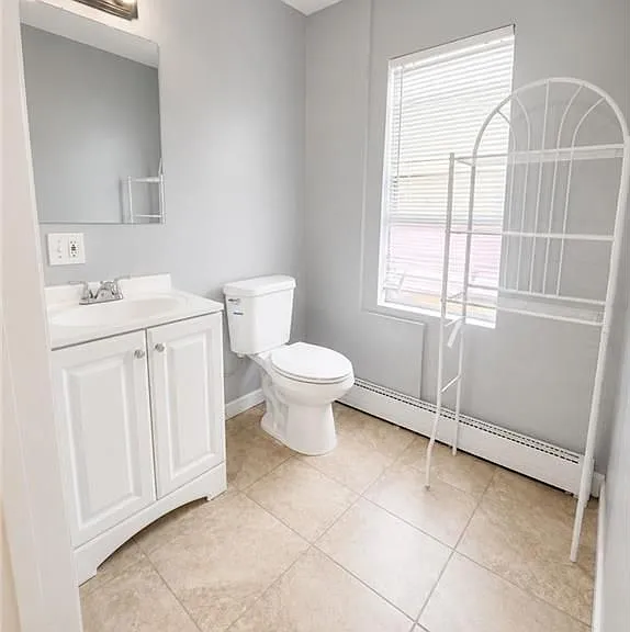 40 Norwich Ave #3 — Photo 3