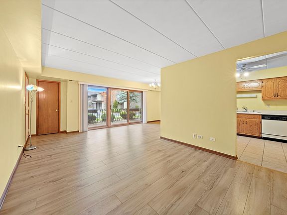 3rd image of 11007 Stony Creek Dr APT 1B