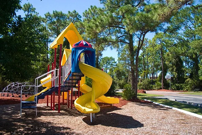 Woodcrest Apartments — Photo 7