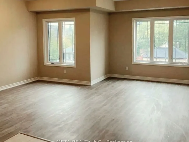 293 Olive Ave #3 — Photo 3