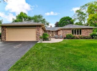 2360 Bayside Ct, Lisle, IL 60532