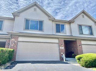 8317 W Chestnut Ct, Frankfort, IL 60423