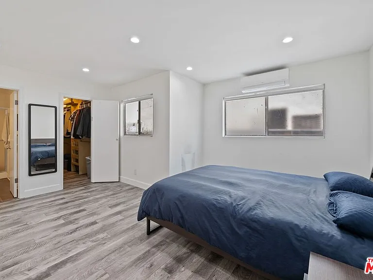 12735 Caswell Ave #4 — Photo 6