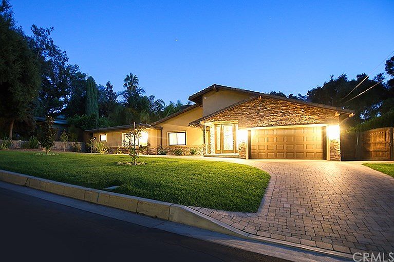 1st image of 2024 Orchard Ln
