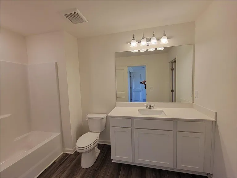 209 Swindon Dr — Photo 20