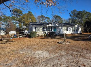1500 Microwave Tower Rd, Roseboro, NC 28382