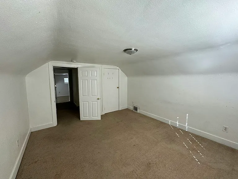 2804 McLeod Rd — Photo 17