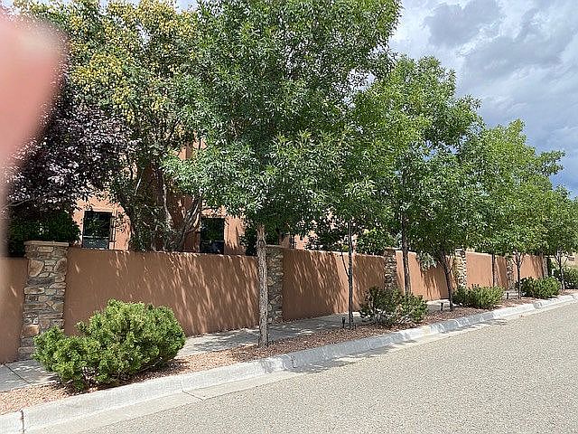 2nd image of 3170 Viale Tresana