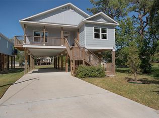 1009 Staples Ave, Seabrook, TX 77586