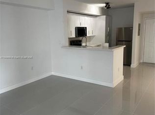 5085 NW 7th St APT 509, Miami, FL 33126