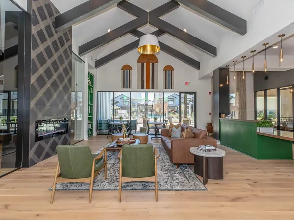 Hudson at Crossroads District