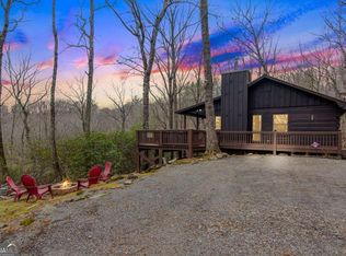 152 Broken Arrow Path, Blue Ridge, GA 30513