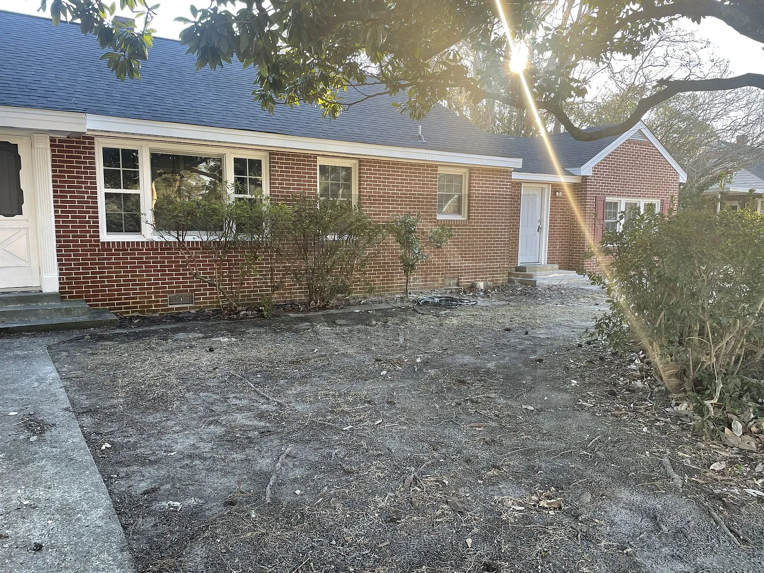 4 bed, 2.0 bath, 2081 sqft, $1,595 — Photo 3