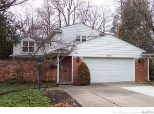 683 Kimberly St, Birmingham, MI 48009