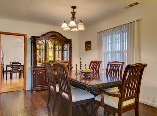 8407 Cherokee Dr, Downey, CA 90241