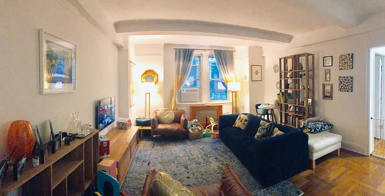 Rented by Level Group | media 1