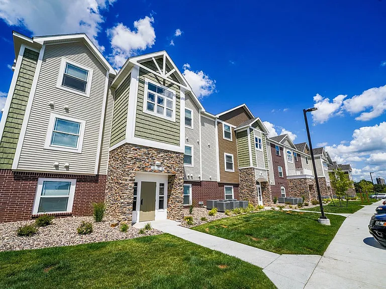 Copper Creek Apartment Homes — Photo 58