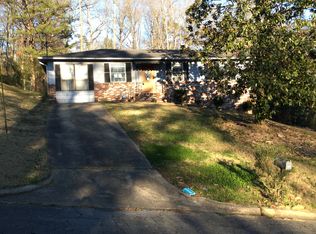 908 Redstone Ln, Birmingham, AL 35215