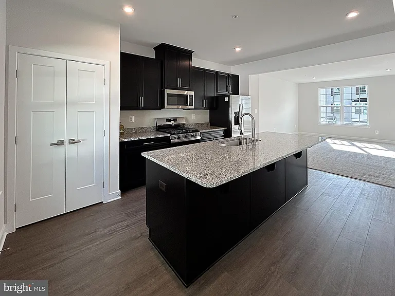 338 Paca Gardens Ln — Photo 4