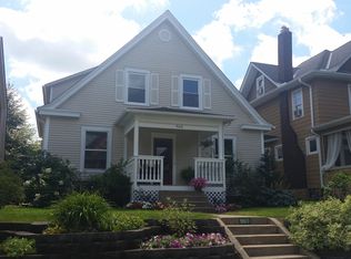 960 Laurel Ave, Saint Paul, MN 55104