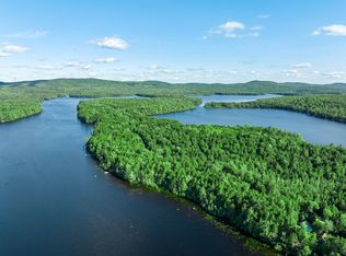 15/16 Trails End, Lincoln, ME 04457