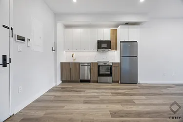 2913 Snyder Avenue, #6E