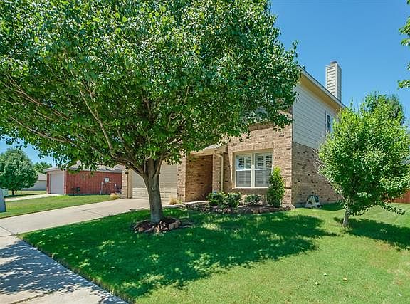 2nd image of 1534 Laurel Hall Ln