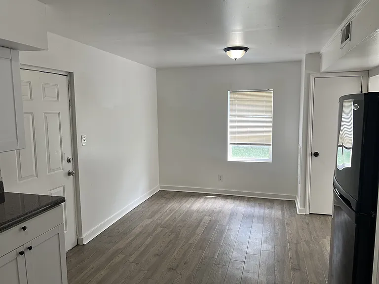 1156 Triple Hill Dr #B — Photo 14
