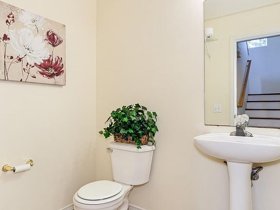 2nd image of 9105 229th Pl NE