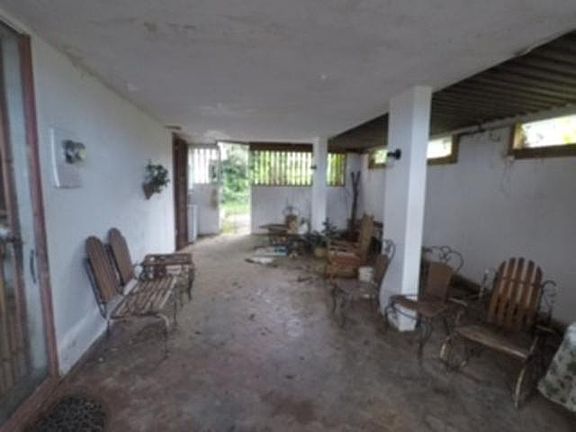 5th image of 722 Calle 44