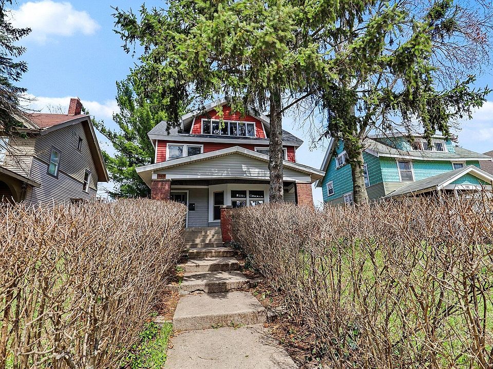 1st image of 747 Prince St SE