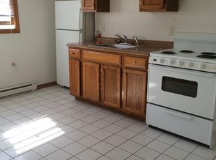 44 W Main St APT 2, Clinton, CT 06413