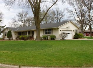 237 Regency Rd, Le Sueur, MN 56058