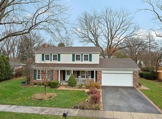 1217 Crestwood Dr, Northbrook, IL