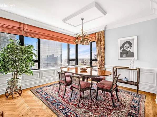 425 East 58th Street 28B image 3 of 13