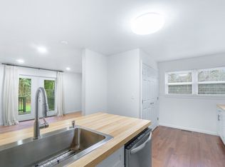 2462 Hickory Valley Rd, Chattanooga, TN 37421