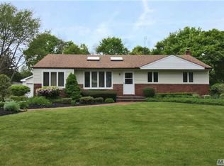 16 Ketay Dr N, East Northport, NY
