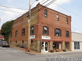 1st image of 139 Cherry St