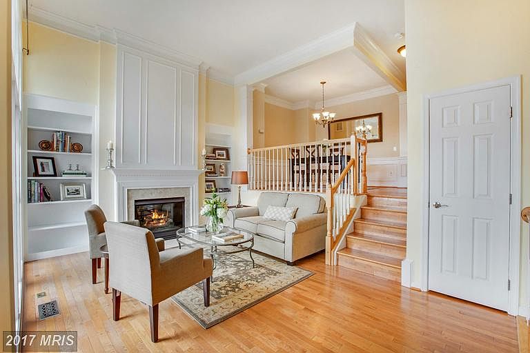 1st image of 6256 Split Creek Ln