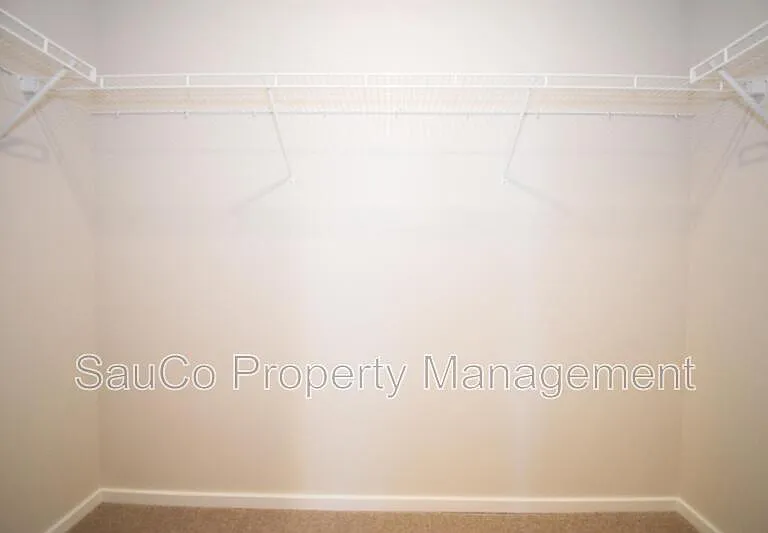 2269 Livesay Ln — Photo 22