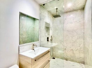 1619 Brockton Ave APT 101, Los Angeles, CA 90025