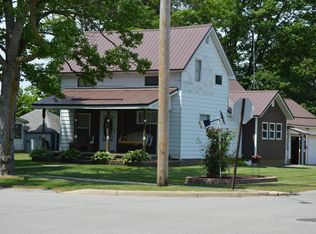 121 E Maple St, Carson City, MI 48811